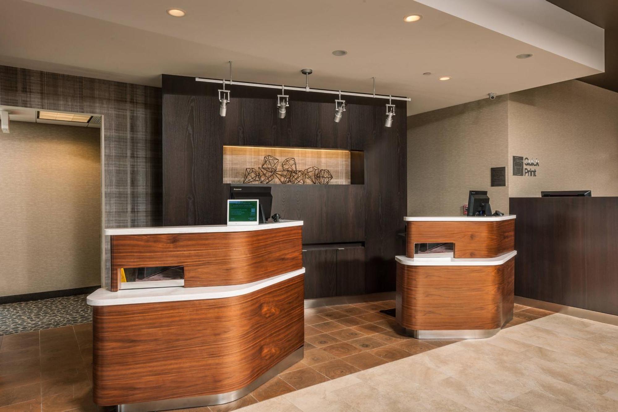 Hotel Courtyard By Marriott Boston Littleton Extérieur photo