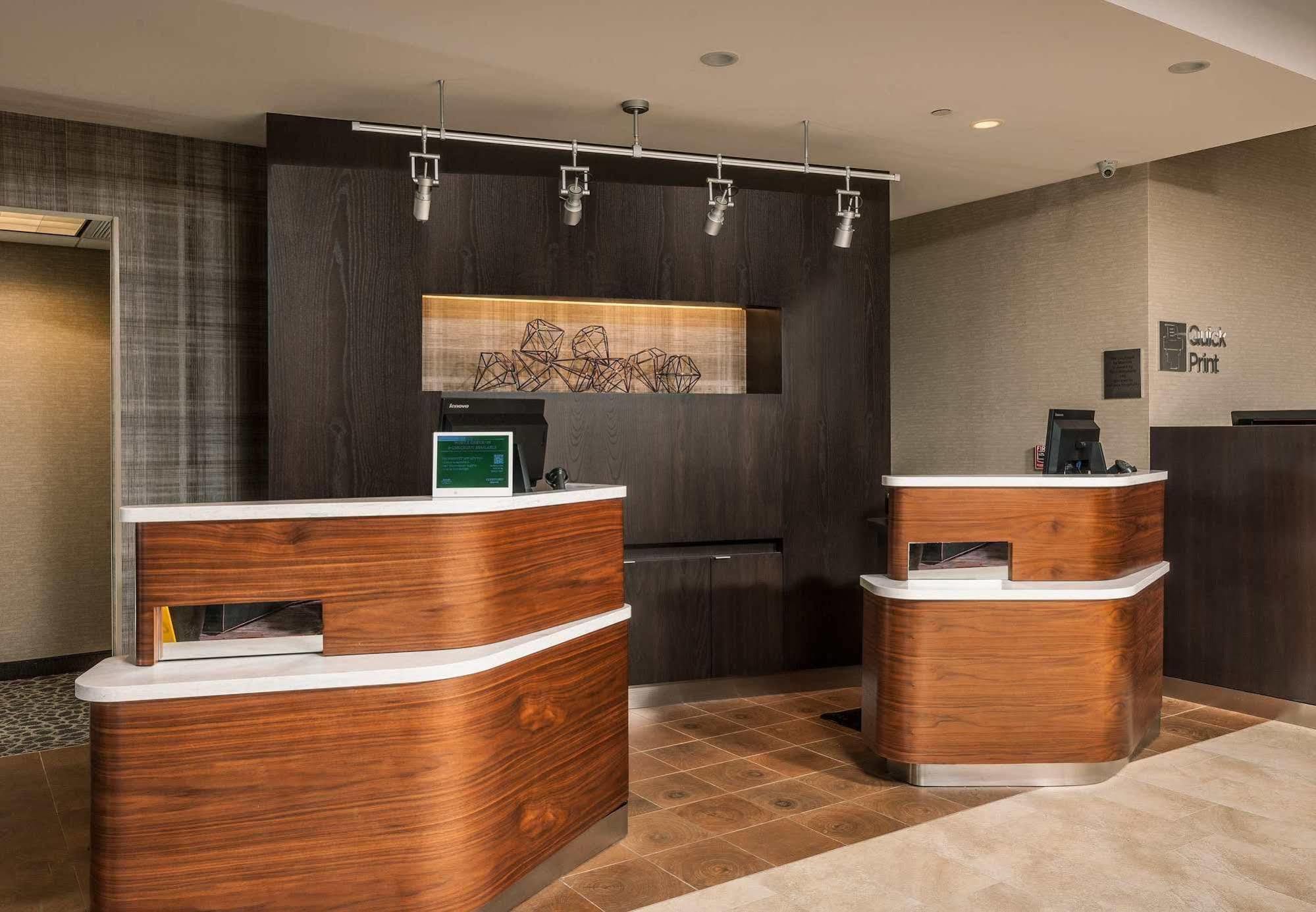 Hotel Courtyard By Marriott Boston Littleton Extérieur photo