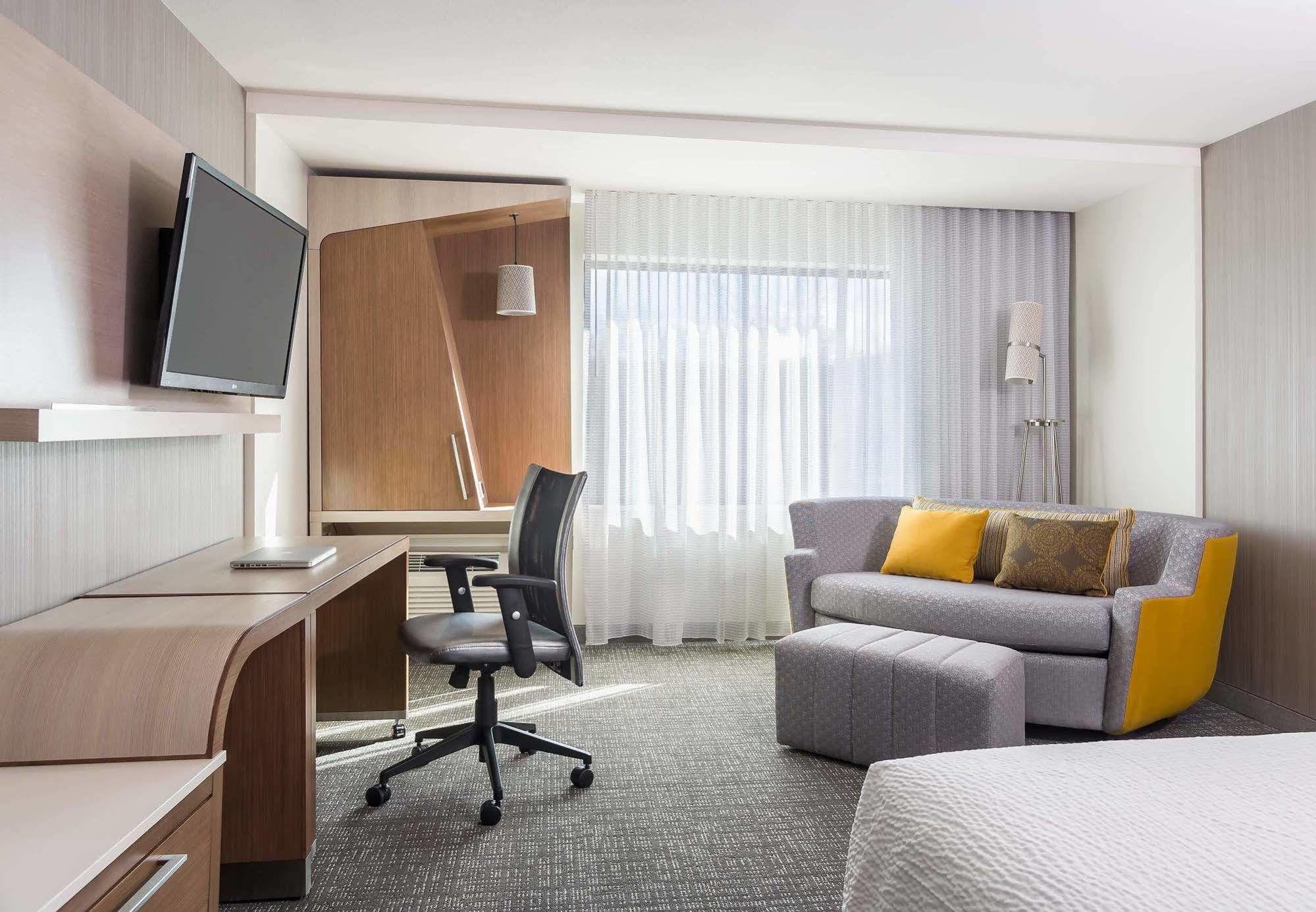 Hotel Courtyard By Marriott Boston Littleton Extérieur photo